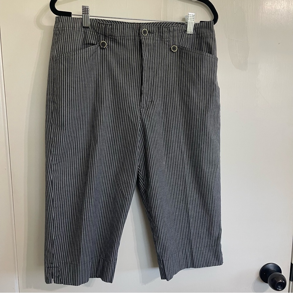 White Stag Women’s Striped Grey Long Shorts Size 14
